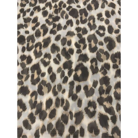 Cheetah Patterned Crop Top - Picture 3 of 8